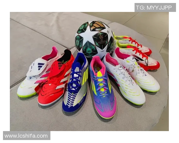 足球明星们的经典足球鞋展示与风格解析让你领略运动时尚的魅力