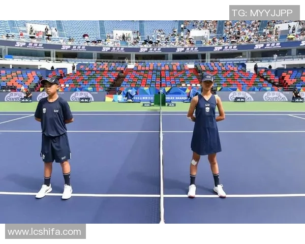 李丽的网球人生：从青涩少女到职业选手的深度对话与心路历程