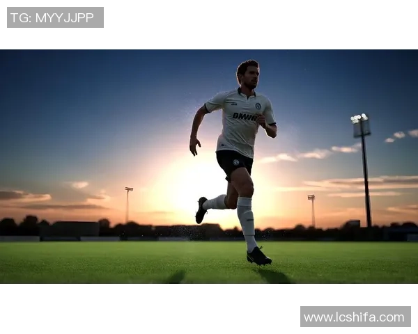 甩发足球明星视频揭秘他们场上的风采与生活中的真实瞬间 甩发足球明星视频揭秘他们场上的风采与生活中的真实瞬间