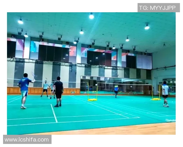 重庆羽毛球队的转型之路与冠军赛背后的故事探秘